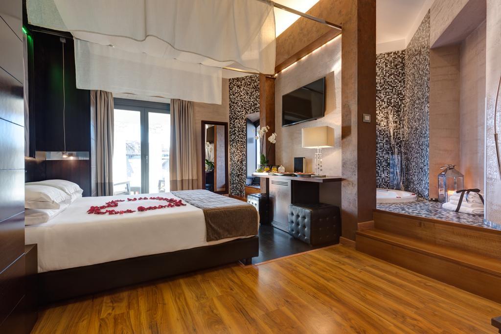 Dharma Luxury Hotel Rome Luaran gambar