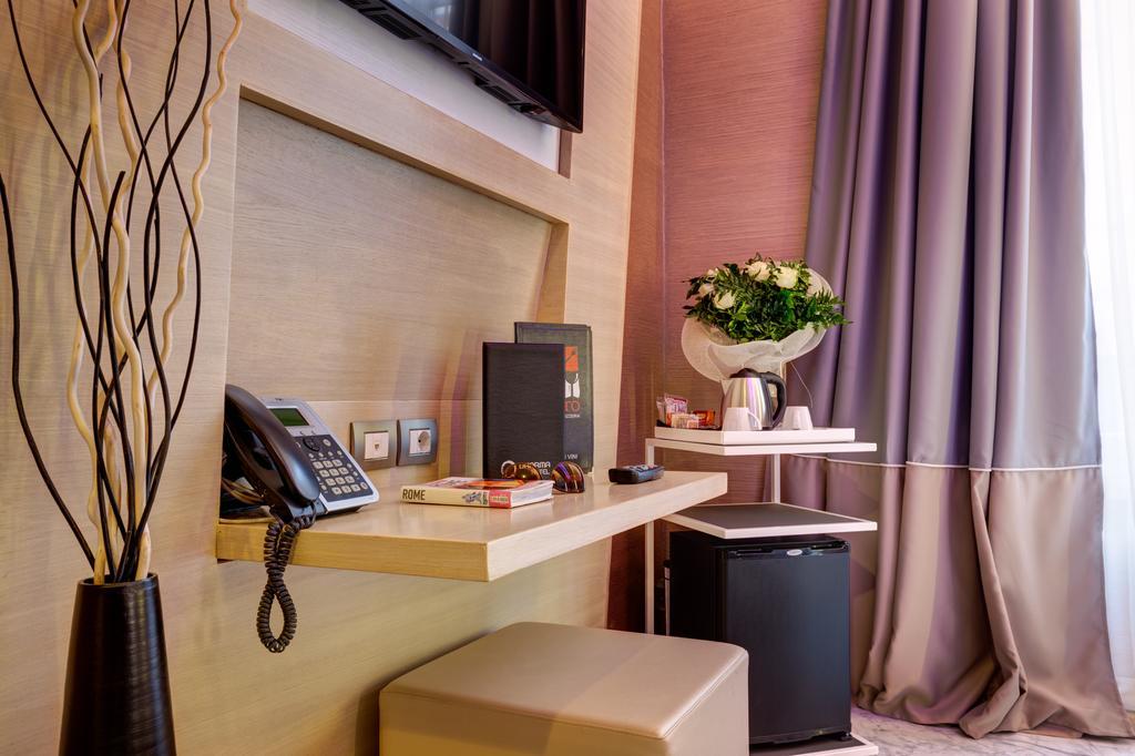 Dharma Luxury Hotel Rome Luaran gambar